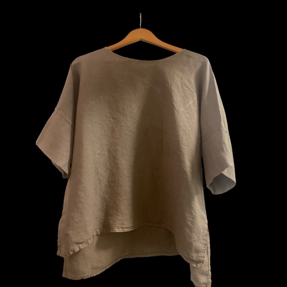 Linen Tunic - Picture 1 of 4